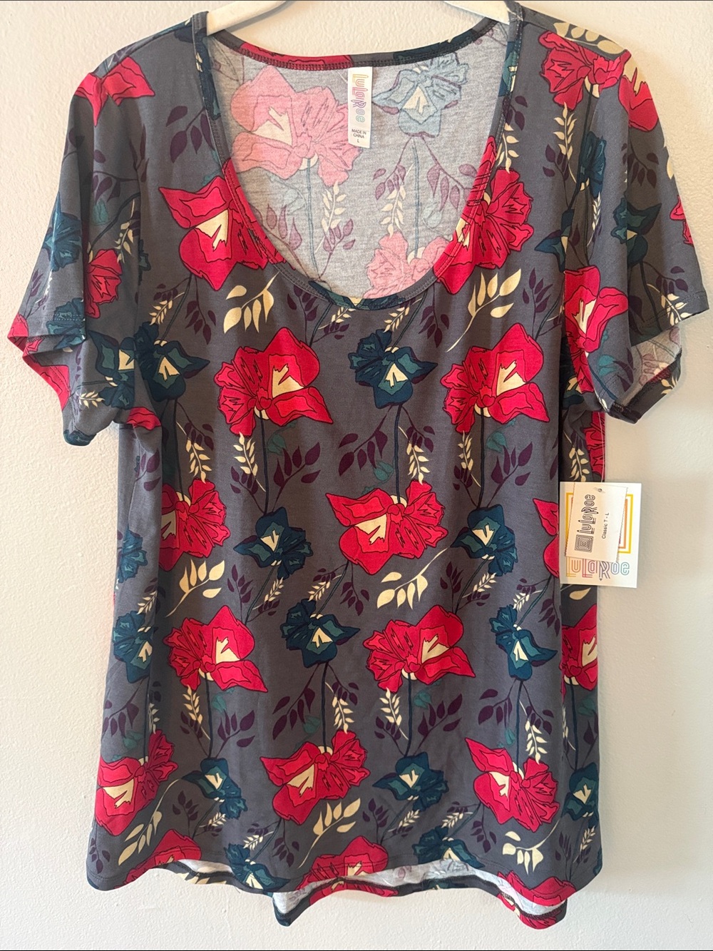 LuLaRoe Short Sleeve Scoop Neck Top - Charcoal with Red & Teal Floral